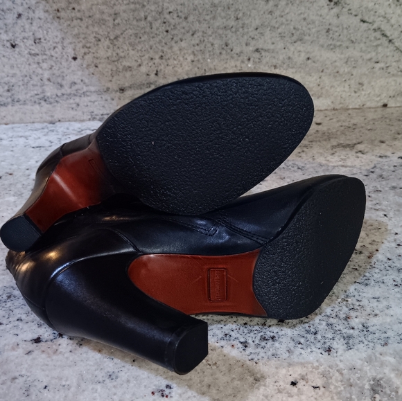 Naturalizer Sierra Ankle Boot in Black Leather Size 10 M COMFORT - Picture 5 of 6